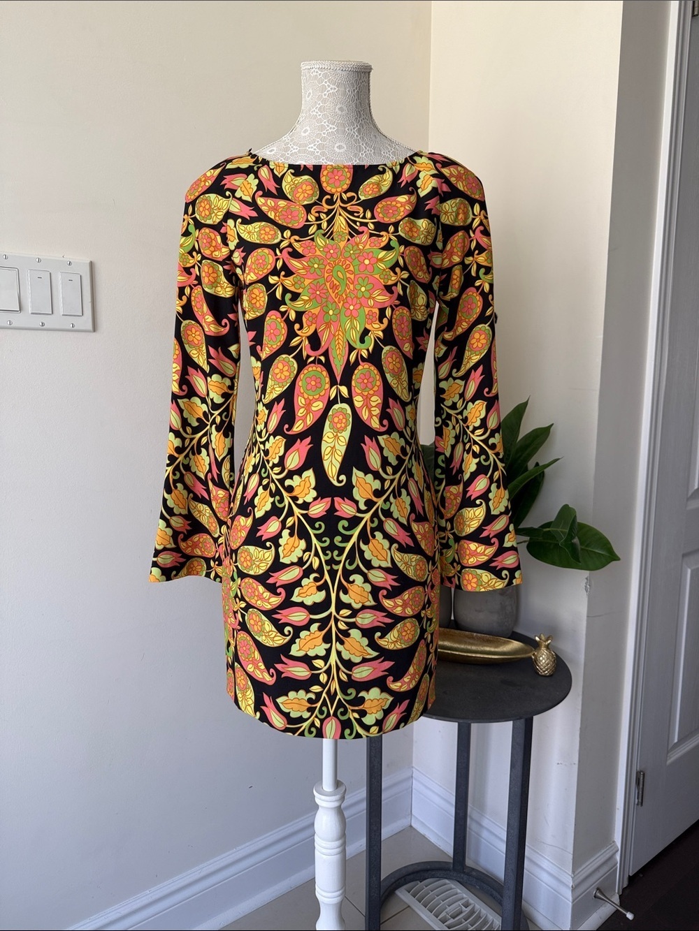 Zara Backless Black and Yellow Patterned Mini Dress with Shoulder Pads